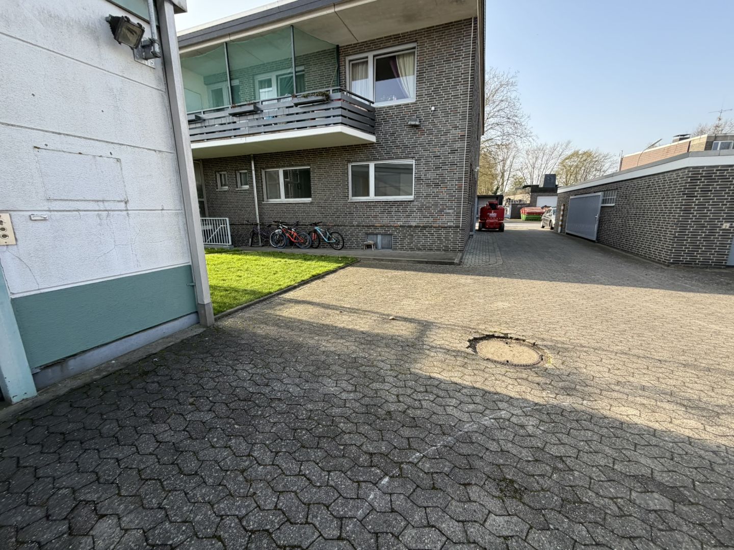 Ansicht 16 von: Top Gewerbestandort: ca. 1.000 m² Halle - Büro – sofort verfügbar in Neuss-Holzheim